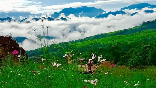 Cổng trời Pù Luông: Khám phá điểm 'check-in,' săn mây siêu hot