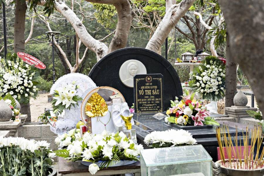 Mộ cô Sáu Côn Đảo - Điểm đến linh thiêng bậc nhất Côn Đảo