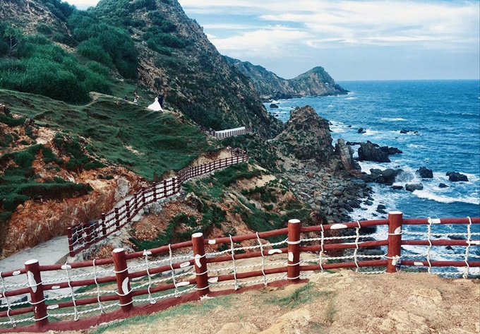 Thắng cảnh Eo Gió