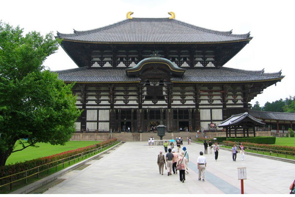 Quần thể kiến trúc Phật giáo Horyuji - ALONGWALKER