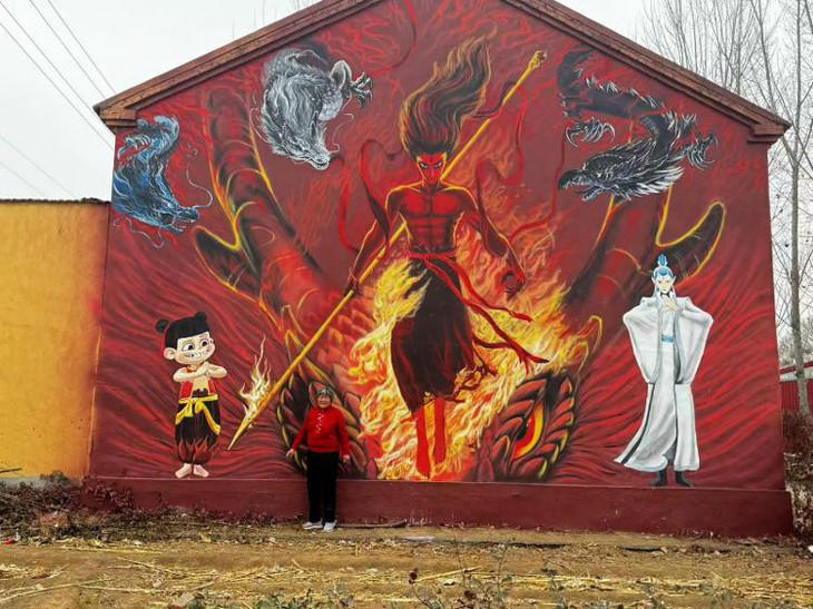 Nhờ bức tranh tường Na Tra này, thôn Thẩm Gia đã thu hút được lượng lớn du khách tới tham quan - Ảnh: SOHU