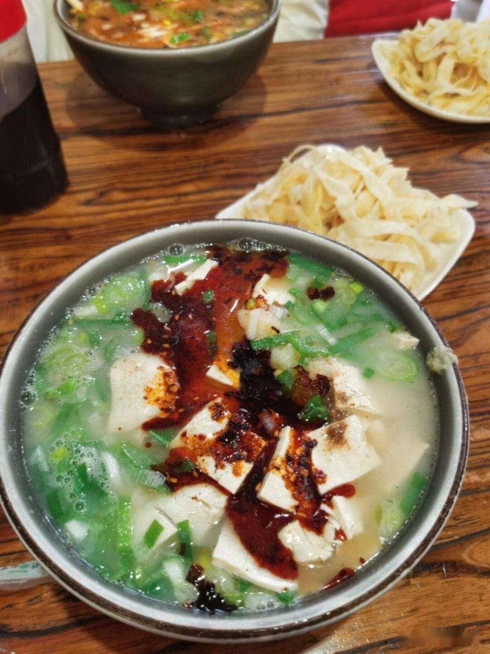 Đi Lạc Dương ăn gì? 10 món đặc sản “ăn một lần, nhớ một đời” khiến du khách mê mẩn- Ảnh 10.